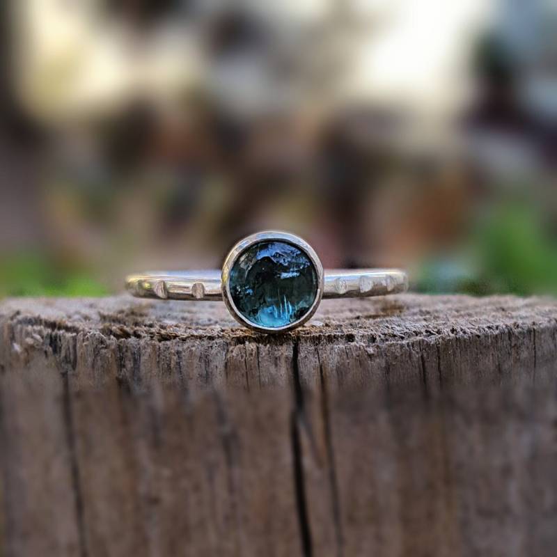Indigolith Ring, Blauer Turmalin Stein Oktober Birthstone Turmalin, Schmuck von INNOCENTIJEWELRY