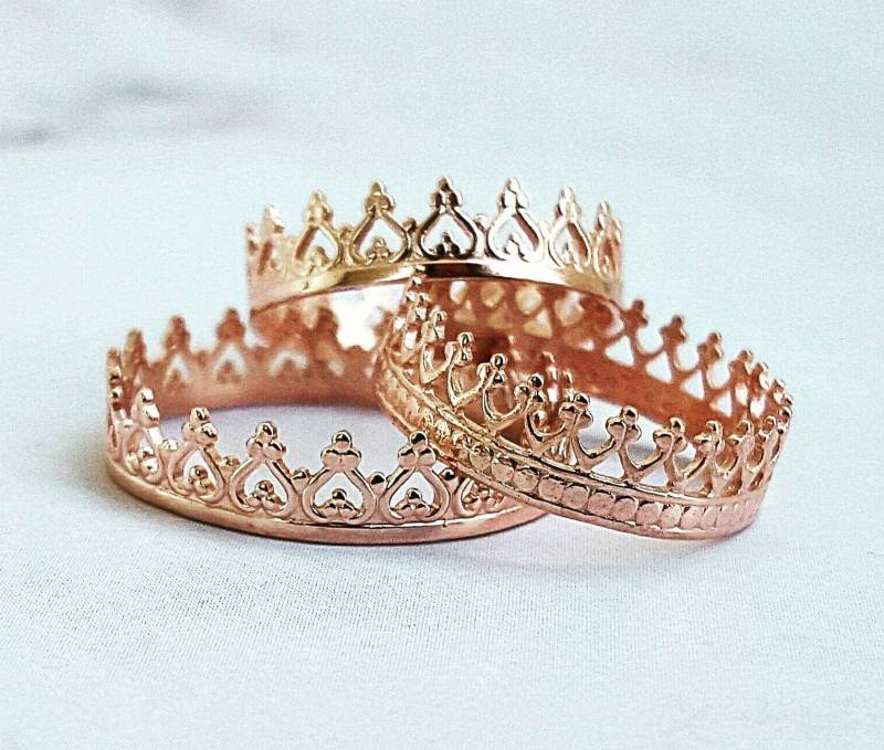 Kronenring, Kronenring Roségold, Tiara Ring, Prinzessinnenring, Krönchenring Minimalist, Midi Brautjungfern Ring von INNOCENTIJEWELRY