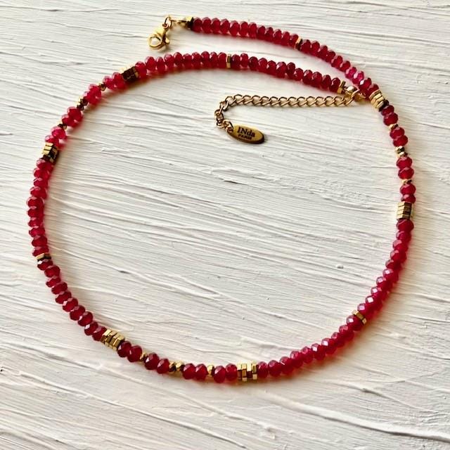 Halskette Aus Natürlichem Rotem Rubinstein - Kurze Rot Und Gold Halbedelsteinen Originalschmuck Leuchtende Halskette Aus Natürlichem Rotem Rubinstein - Kurze Rot Und Gold Halbedelsteinen Originalschmuck Leuchtende von INdaparishandmade