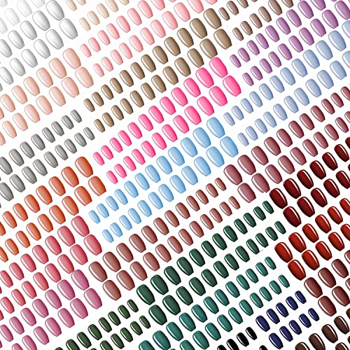 624 Stücke Mittleres Drücken auf Nägeln Voll Abdeckung Gefälschte Nägel Ballerina Sarg Falsche Nägel Einfarbig Künstliche Kunststoff Nägel für Frauen Mädchen Nagel Dekor von IOPYKKOA