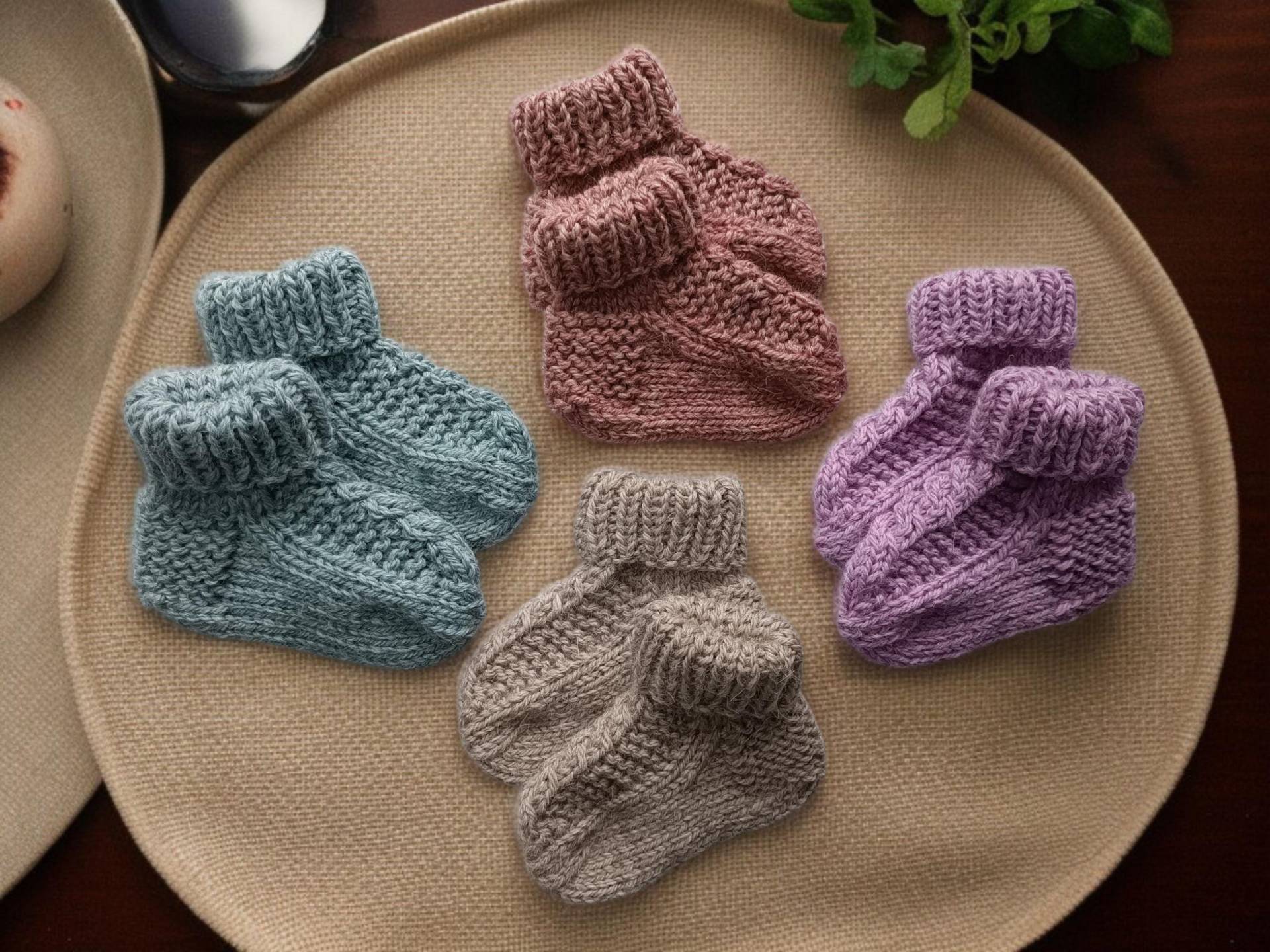Baby Socken Wollsocken 9-12 Monate Handgestrickt von IProKnitwear