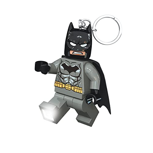 Lego DC Superheroes - Batman Schlüsselanhänger LED-Taschenlampe für DC-Fans - Fantasievolles Kinderspielzeug - 76 mm große Figur (KE92H) - Inklusive 2 CR2025 Batterien von IQ