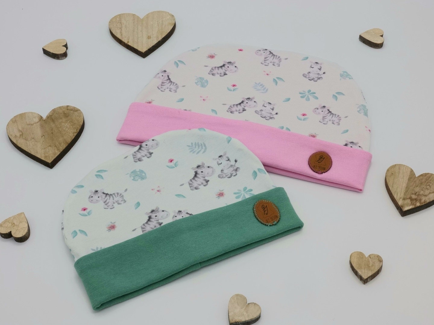 Babymütze Aus Baumwolljersey Zum Wenden Mit Niedlichen Zebras Von Iriz Design von IRiZDESiGN