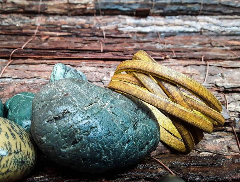 stilvolles Gelb Echtes Leder Manschette Armband - Langlebig Herren Wickeln von ISHAOR