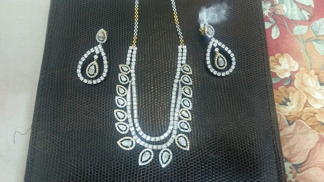 Faszinierende 5, 90 Ct Echtdiamant-Halskette in 14K Massivgold von ISHQQ