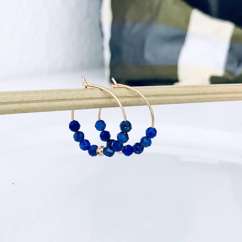 Goldene Edelstahl Creolen Ohrringe Lapislazuli von ISQUS