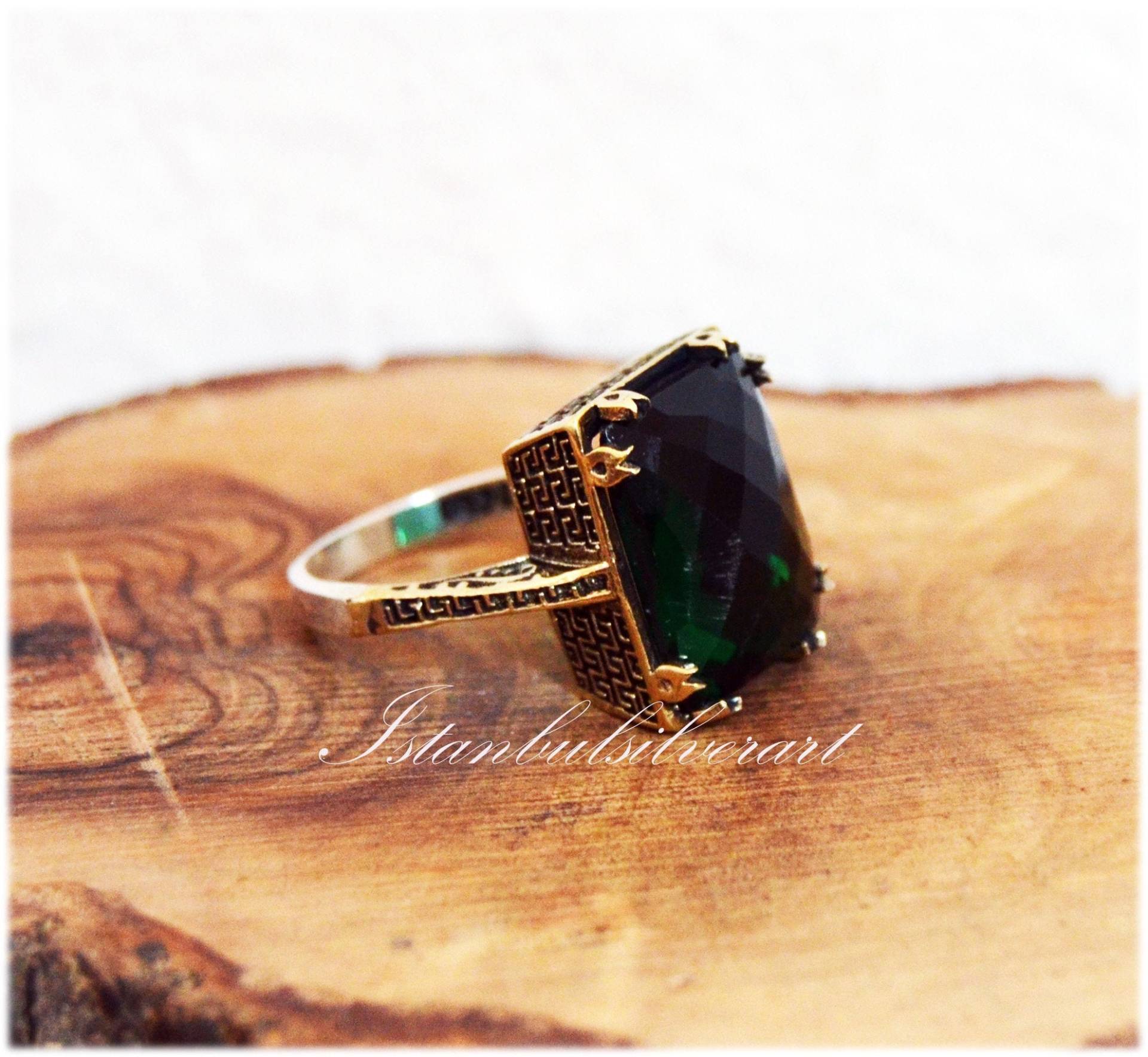 Handgemachte Smaragd Cubic Zirkonia Ring 925 Sterling Silber Ottoman Ring von ISTANBULSILVERART