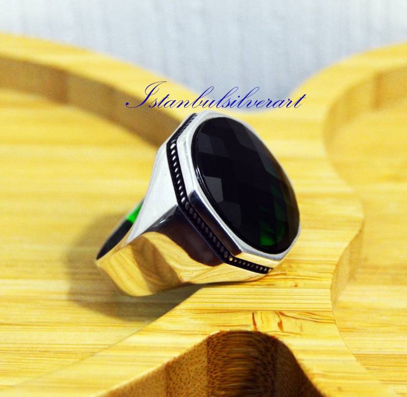 Handgemachte Smaragd Grün Kubikzirkon Sterling Silber Herrenring von ISTANBULSILVERART