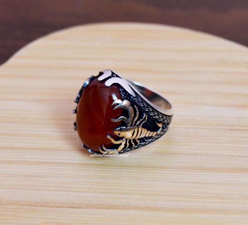 Handgemachte Sterling Silber Skorpion Ring Roter Achat Tier Wrap von ISTANBULSILVERART