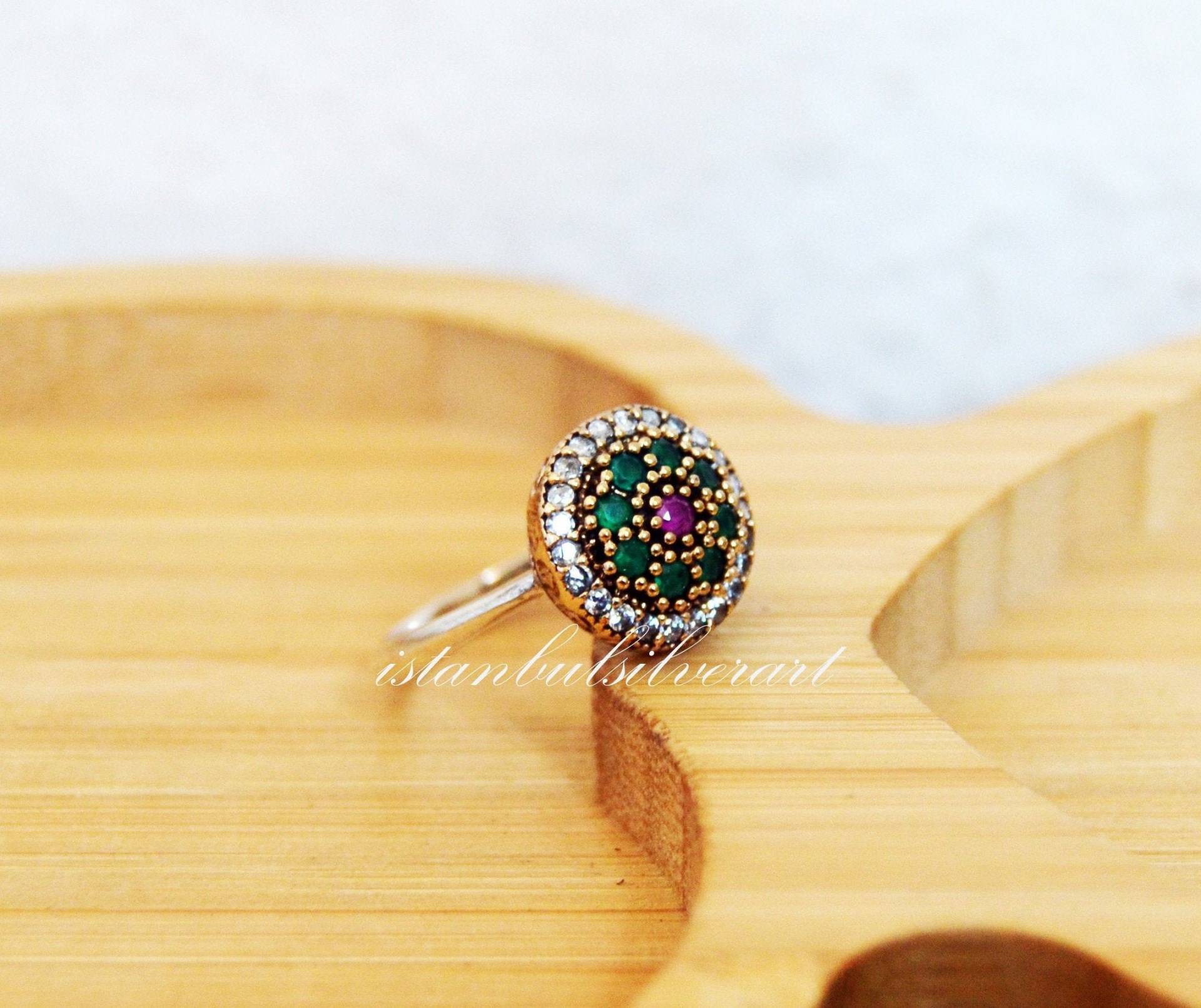 Handgemachter Ottoman-Ring Smaragd, Topas & Rubin, 925 Sterling Silber von ISTANBULSILVERART