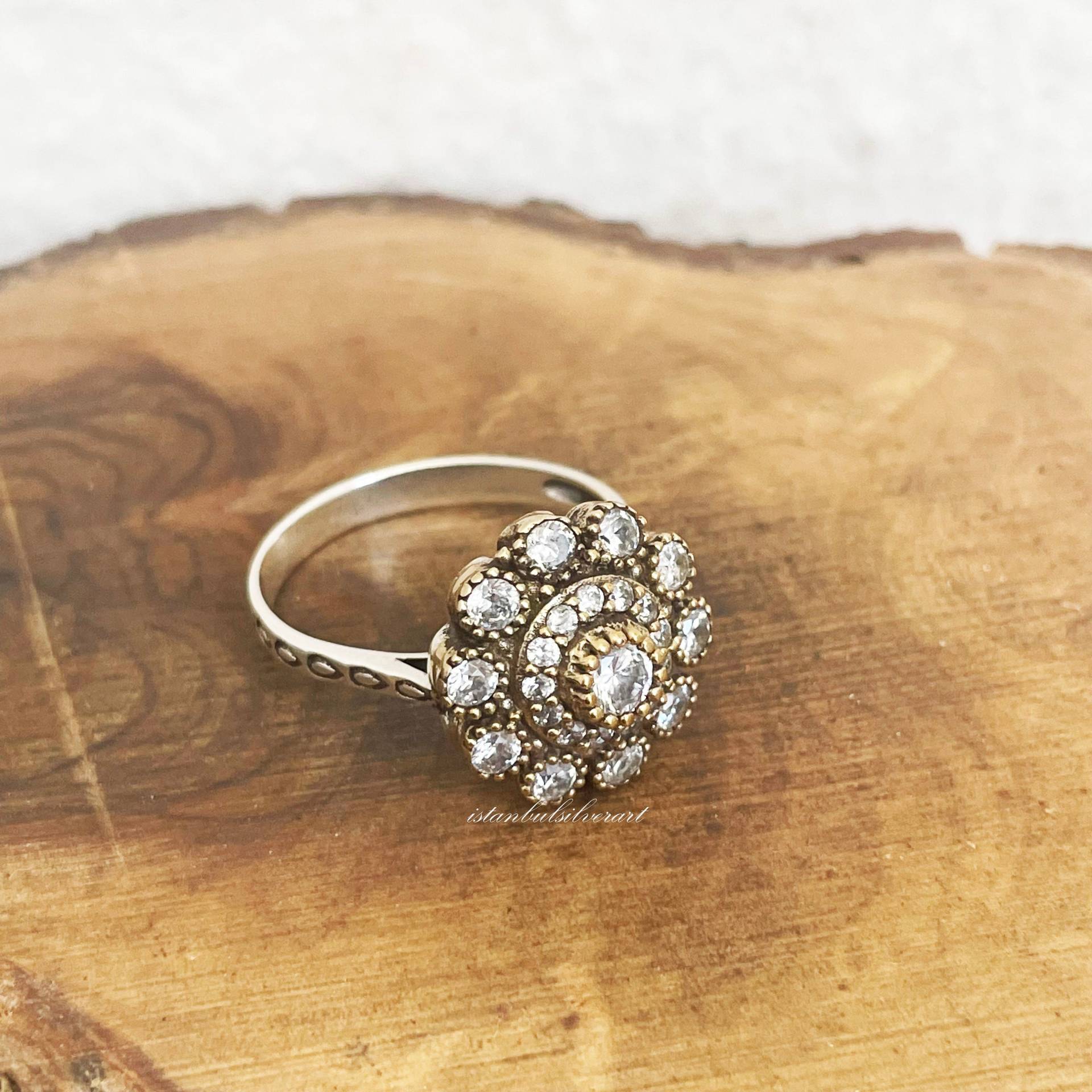 Handgemachter Ring Frauen, Türkisch Handarbeit, Glitzernder Stein, Silber Damenring, Ottoman Ring, 925K Sterling Handgemachter Ring Frauen, Türkisch Handarbeit, Glitzernder Stein, Silber Damenring, Ottoman Ring, 925K Sterling von ISTANBULSILVERART