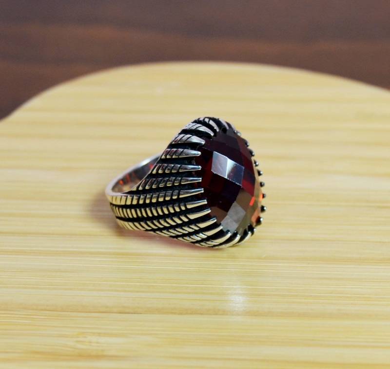 Handgemachter Rubin Herrenring Ottomaner 925Er Sterling Silber Ring von ISTANBULSILVERART