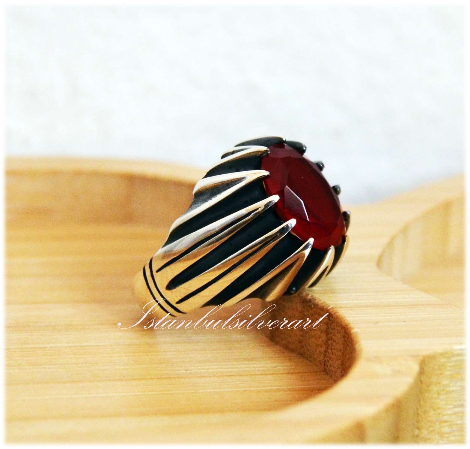 Handgemachter Rubin Sterlingsilber Herrenring Ottoman Türkisch Design von ISTANBULSILVERART
