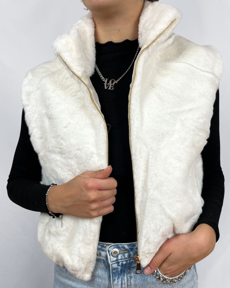 ITALY VIBES Fellimitatweste ELMIRA - Weste Fake Fur - cropped - Fellweste - ONE SIZE passt hier Gr. XS - M ITALY VIBES Fellimitatweste ELMIRA - Weste Fake Fur - cropped - Fellweste - ONE SIZE passt hier Gr. XS - M von ITALY VIBES