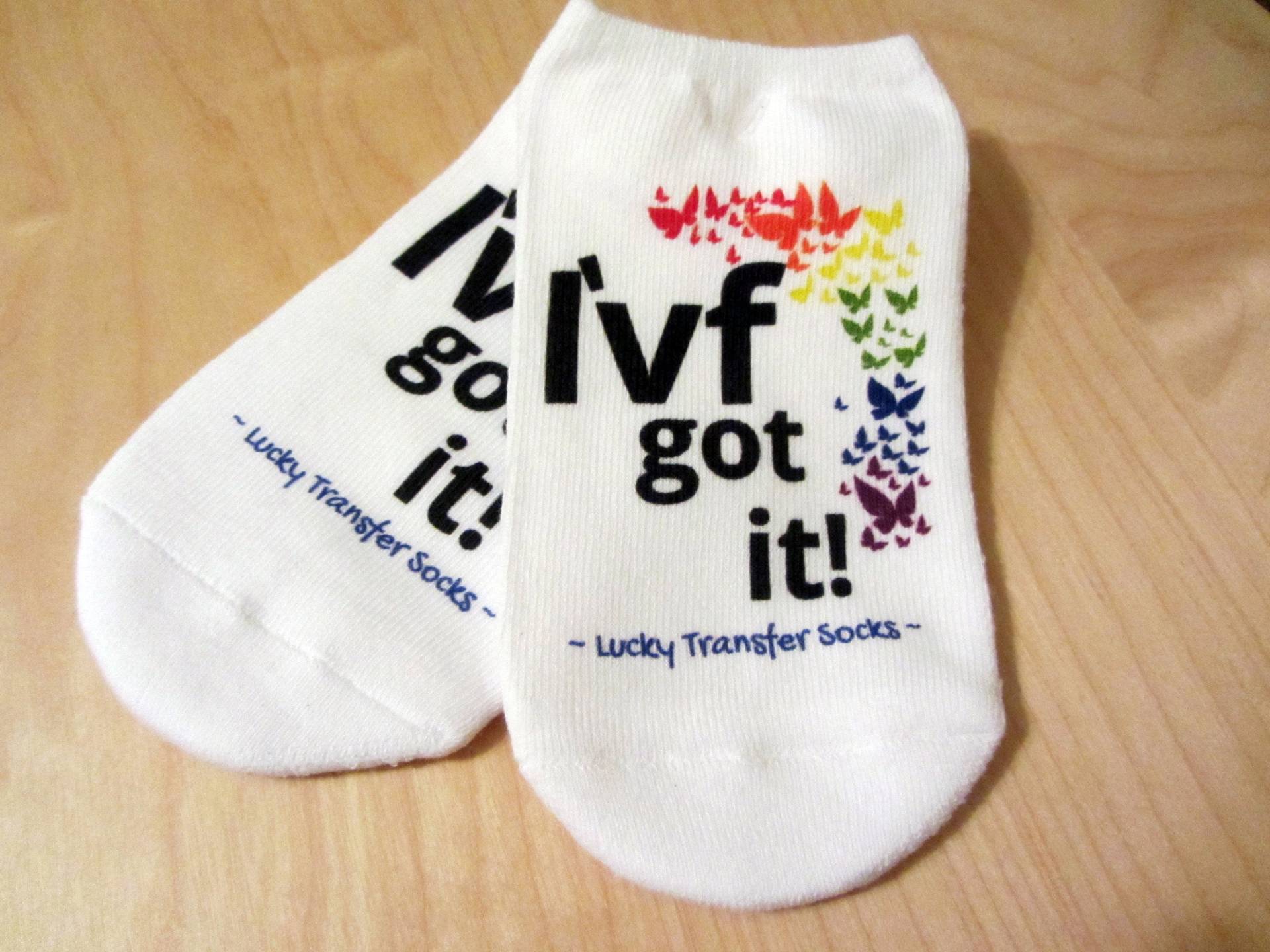 Ivf Socken, Geschenk, Ersatzmutter, Lucky Transfer Socken "I'vf Got It" Für Den Transfertag." Ivf Socken, Geschenk, Ersatzmutter, Lucky Transfer Socken "I'vf Got It" Für Den Transfertag." von IVFSurrogacyGoodies