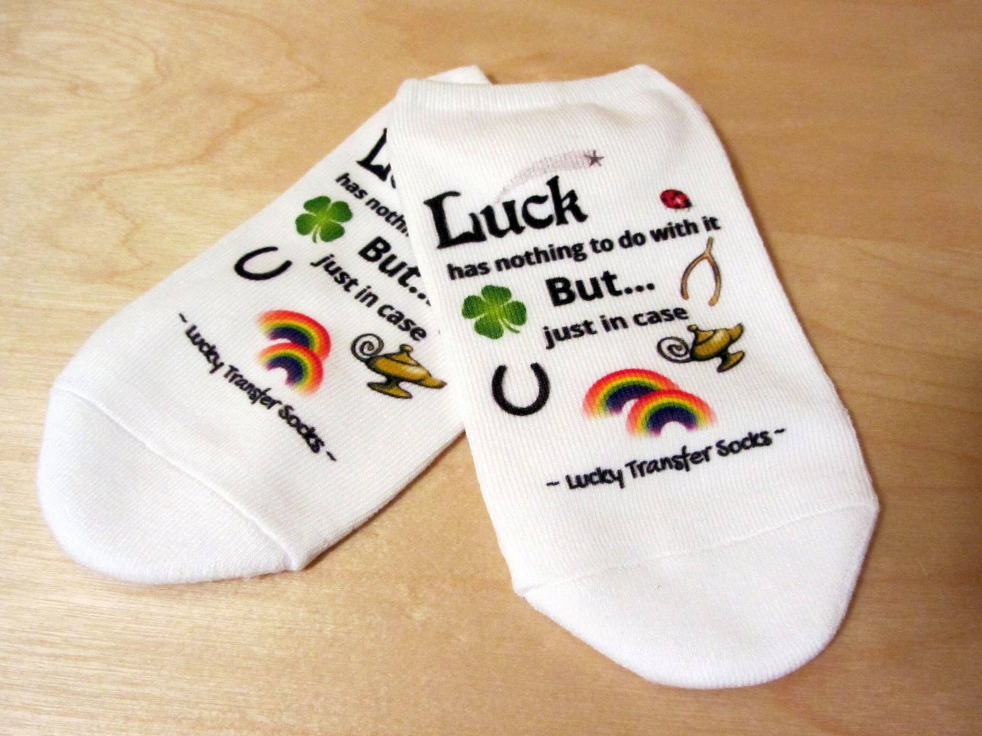 Ivf Socken, Geschenk, Ersatzmutterschaft, Glück Hat Nichts Damit Zu Tun - Glückliche Transfersocken Für Den Transfertag Ivf Socken, Geschenk, Ersatzmutterschaft, Glück Hat Nichts Damit Zu Tun - Glückliche Transfersocken Für Den Transfertag von IVFSurrogacyGoodies