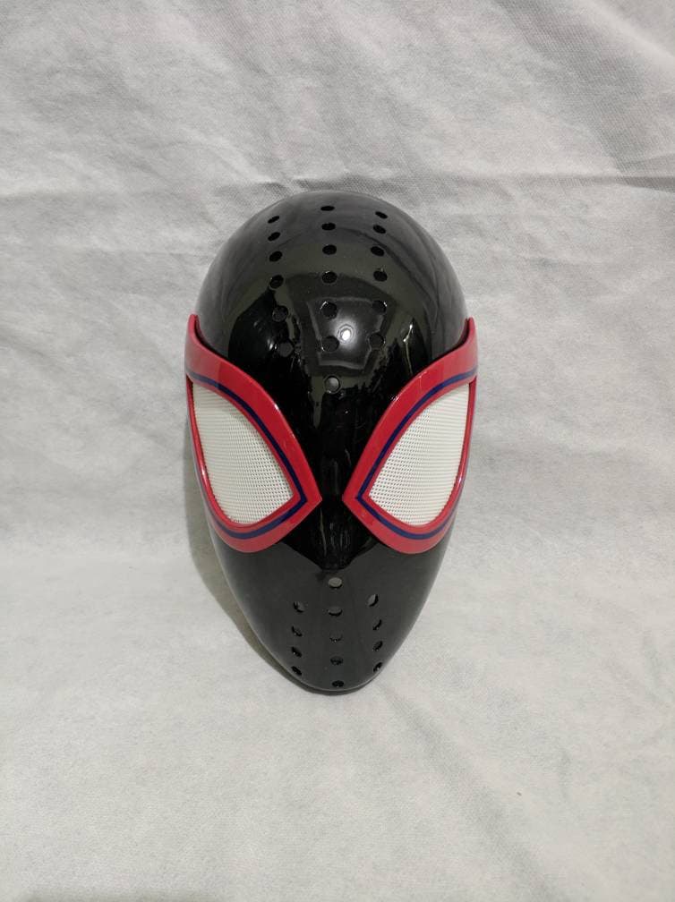 Miles Morales in Spiderverse Shell Und Linsen Miles Morales in Spiderverse Shell Und Linsen von IWANZONAKAOS