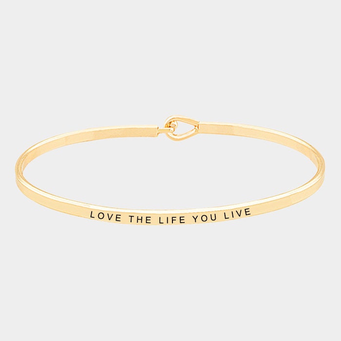 Personalisiertes Manschettenarmband Mit Gravur Inspirierende Botschaft, Freundschaftsgeschenk von IWUUSA