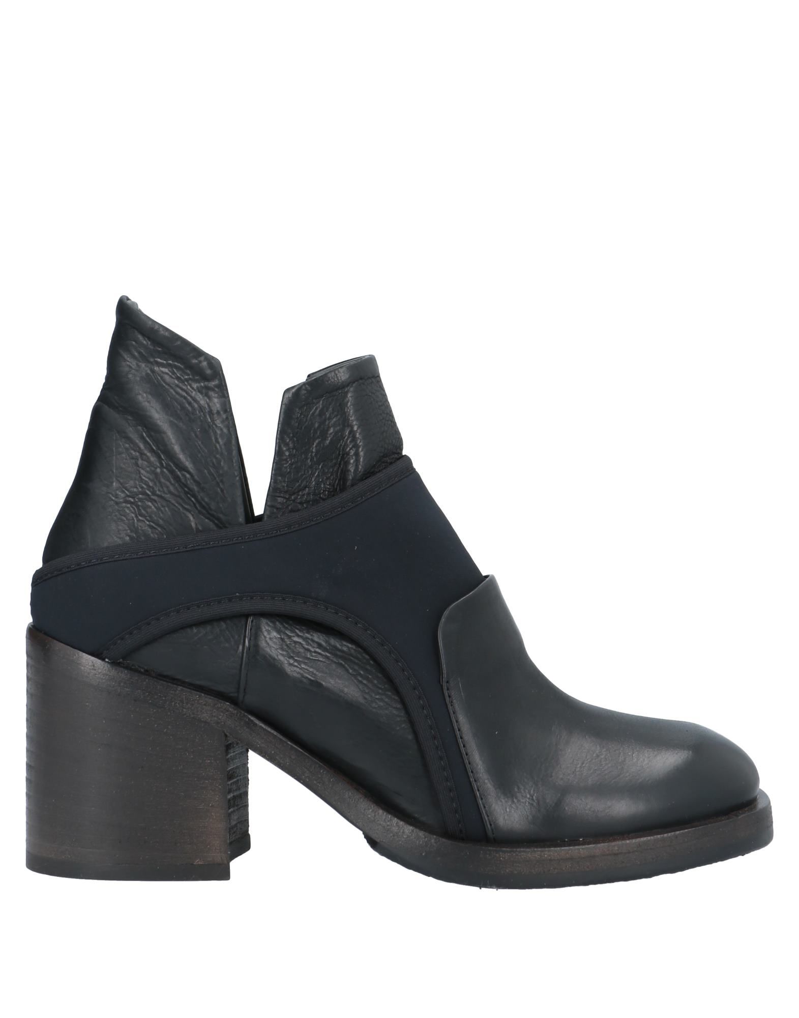 IXOS Stiefelette Damen Schwarz von IXOS