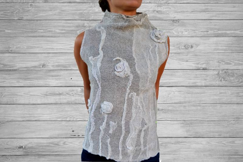 Handgefilztes Top Aus Merino Wolle Ärmelloses Designer Cocktail von IaArtStudio