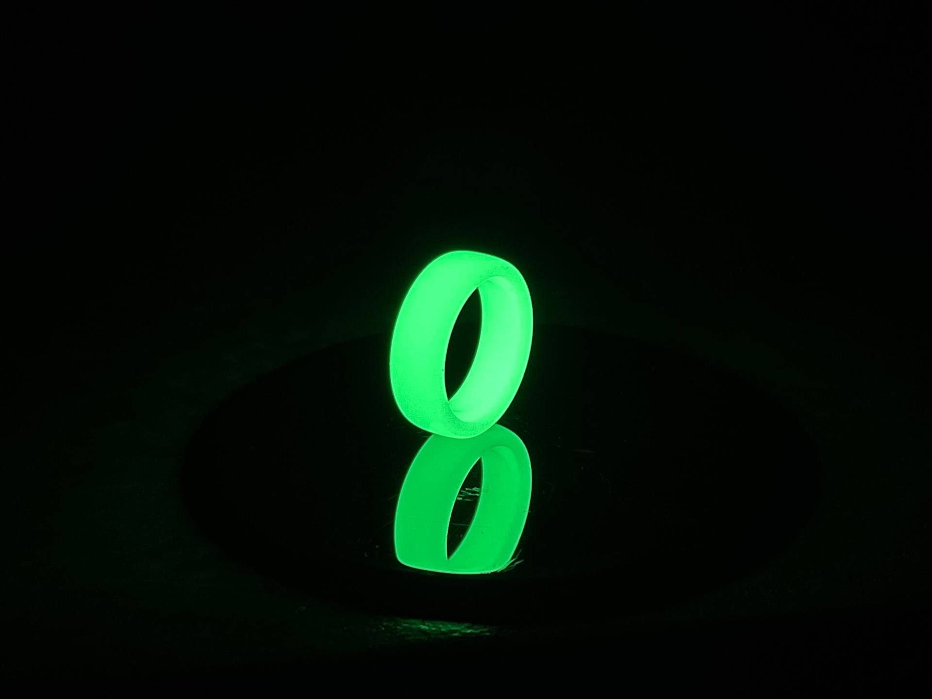 Reiner Verde Leuchtring Reiner Verde Leuchtring von IanPalmDesigns