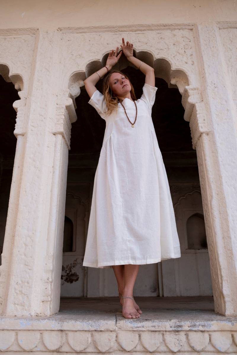 Beige Bio-Baumwolle Loses Kleid, Boho Brautkleid, Natürliche Bequeme Kleidung, Langes Sommerkleid, Handgewebte Baumwolle, Umstandskleid von AshvathaEcowear