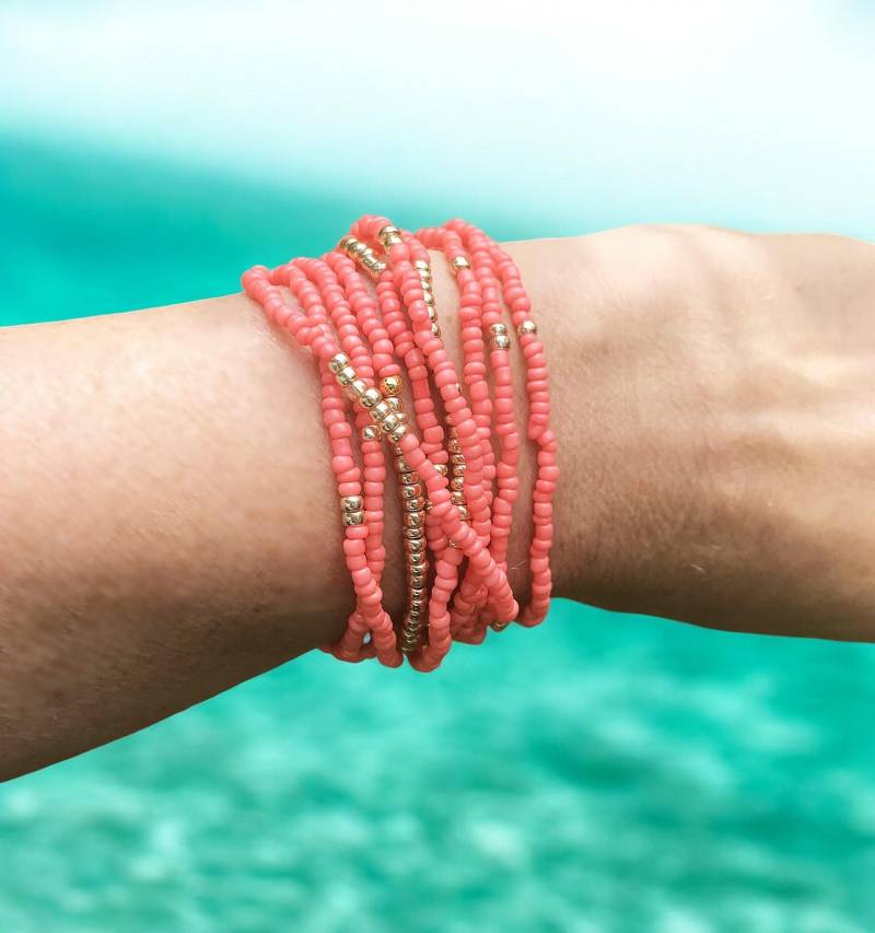 Boho Style Wickelarmband Coral Gold | Perlenarmband Damen Koralle Gold Mit Rocailles Perlen Ibiza Schmuck von IbizaSchmuck