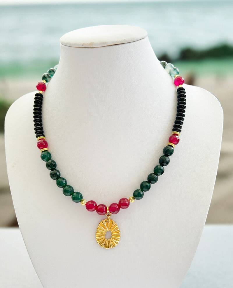 Boho-style Perlenkette Gold | Halskette Damen Mit Anhänger Und Echter Jade, Onyx & Achat Ibiza Schmuck von IbizaSchmuck