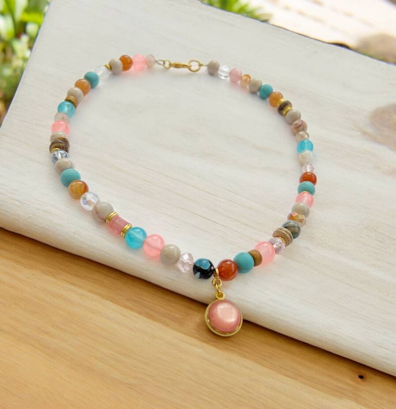 Boho-style Perlenkette Peach Blossom Gold | Halskette Damen Mit Echtem Achat, Türkis & Calzit Ibiza Schmuck von IbizaSchmuck