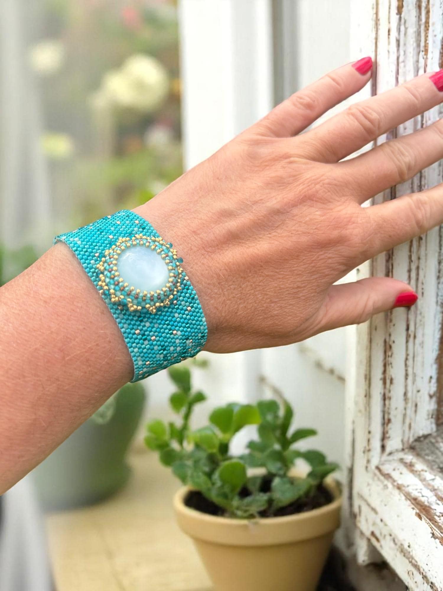 Hand Gewebtes Perlenarmband Bon Voyage Türkis Gold | Boho Style Damenarmband Handarbeit Aus Miyuki Glas Perlen Ibiza Schmuck von IbizaSchmuck