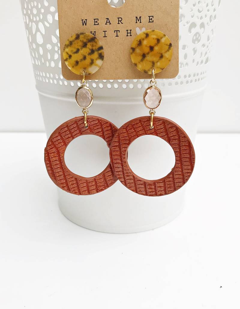 Ohrringe Gold - Boho Style | Hängend Reptilienlook Kunstlederohrringe Hängeohrringe Orange Statement Kristallohrringe Ohrringe Gold - Boho Style | Hängend Reptilienlook Kunstlederohrringe Hängeohrringe Orange Statement Kristallohrringe von IbizaSchmuck