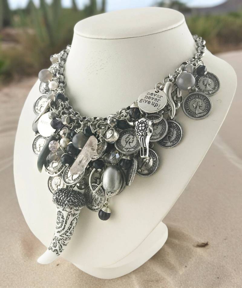 Perlenkette Rebellin Silber | Halskette Damen Kette Zum Dirndl Trachtenschmuck Schmuck Zur Tracht Boho-style von IbizaSchmuck