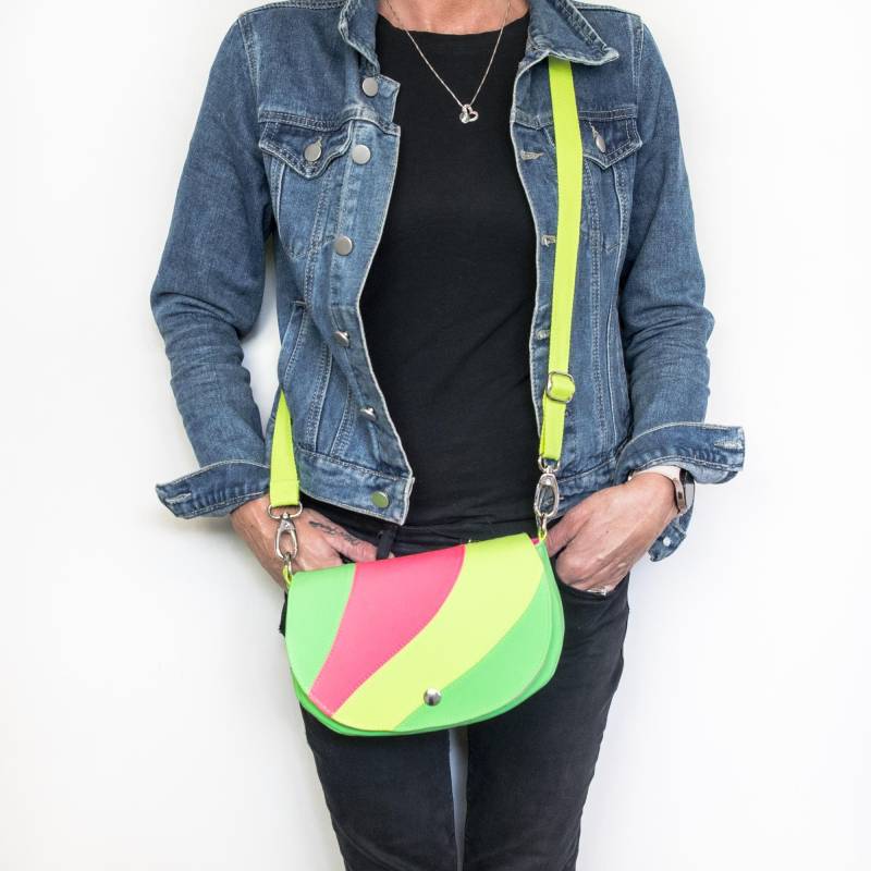Satteltasche Neon Pink Grün Gelb - Umhängetasche Aus Softshell | Handmade Vegan von IbsMyBag