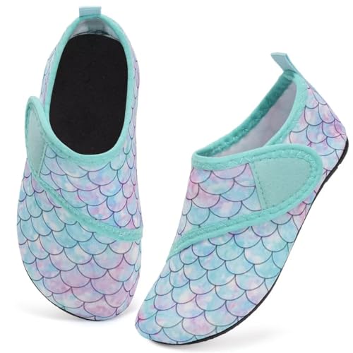 IceUnicorn Badeschuhe Kinder Schwimmschuhe Jungen Mädchen Strandschuhe Baby Aquaschuhe Barfußschuhe Kleinkind Wasserschuhe(0XMXS-Fischschuppen lila-grün, 22/23 EU) von IceUnicorn