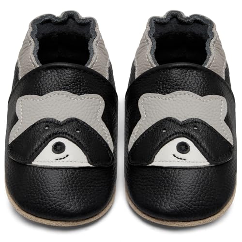 IceUnicorn Krabbelschuhe Baby Lauflernschuhe Jungen Mädchen Weicher Leder Babyhausschuhe Kleinkind Rutschfeste Lederschuhe Baby(Schwarzer Waschbär, 6-12 Monate) von IceUnicorn