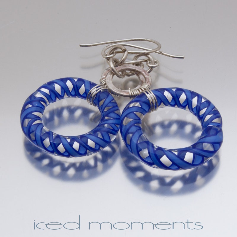 Ohrringe - Halo in Blau Murano-Glas Und Sterling Silber Von Jennie Yip Ohrringe - Halo in Blau Murano-Glas Und Sterling Silber Von Jennie Yip von IcedMoments