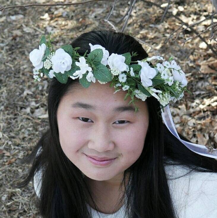 Erste Kommunion Blumenkranz Kopfschmuck Blumenmädchen Hochzeit Mai Krönung Frühling Ostern Mütze Blume Erste Kommunion Blumenkranz Kopfschmuck Blumenmädchen Hochzeit Mai Krönung Frühling Ostern Mütze Blume von IcingontheCupcakeCo