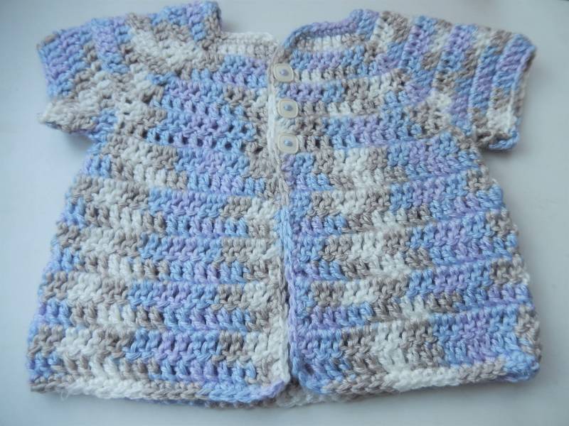 Gehäkelte Baby Strickjacke Blue Mix Pulli | 0-3 Monate von Icklepicklebabywear