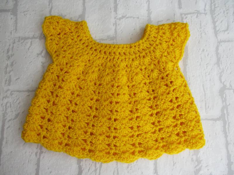 Gelbes Babytop, Gehäkelte Mädchenplatte, 3-6 Monate Kleidung von Icklepicklebabywear