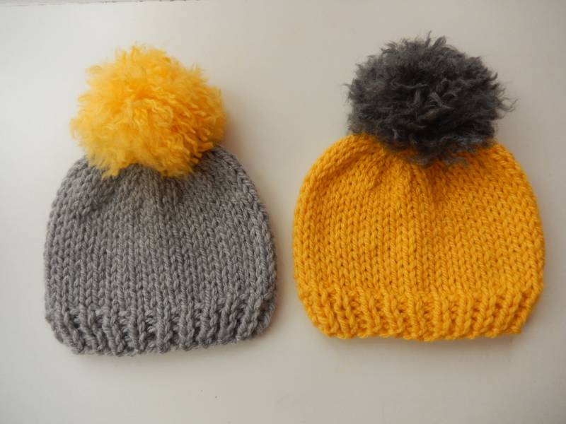 Gestrickte Babymütze, Mütze Mit Pompon, 0-3 Monate von Icklepicklebabywear