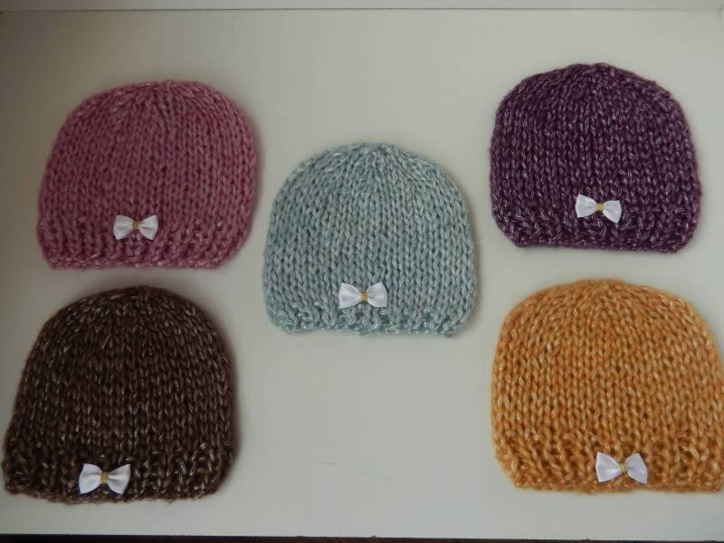 Handgestrickte Babymütze, Gestrickte Mädchenmütze, Babymütze Mit Schleife, Neugeborenen Mütze von Icklepicklebabywear
