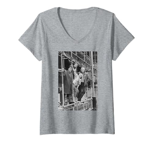 Damen Nicht die Neun Uhr Nachrichten Rowan Atkinson Griff Rhys Jones T-Shirt mit V-Ausschnitt Damen Nicht die Neun Uhr Nachrichten Rowan Atkinson Griff Rhys Jones T-Shirt mit V-Ausschnitt von Iconic Photo Moments
