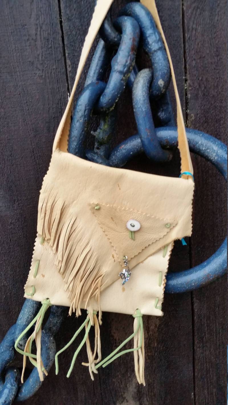 Handgemachte Rehlein Haut Taschen Handgemachte Rehlein Haut Taschen von IdahoSkins