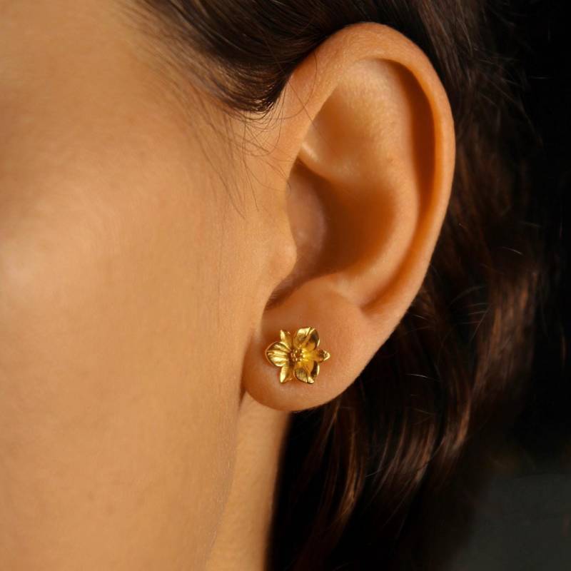 Blumen Ohrstecker Gold Elegante Blumenohrstecker Blumenohrringe Geschenk Für Sie Florale Ohrringe Brautschmuck von IdasBlue