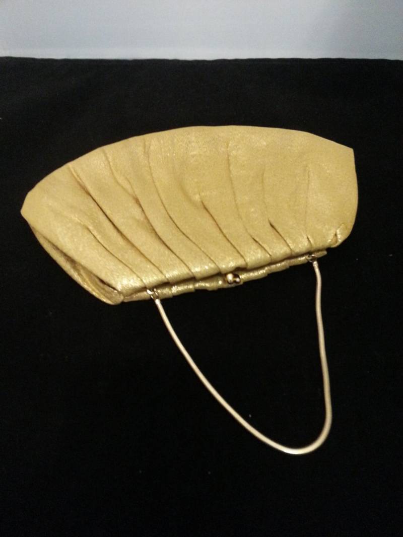 Harry Levine Gold Abendtasche Harry Levine Gold Abendtasche von IdasVintageCloset