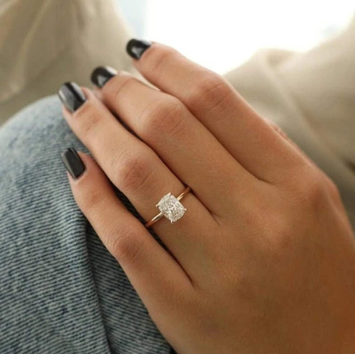 Länglicher Cushion Cut Diamant Verlobungsring, Kissen Ring Solitär Jahrestag Geschenk Vorschlag Ehering Gelb Vergoldet von IdealJewelryGifts