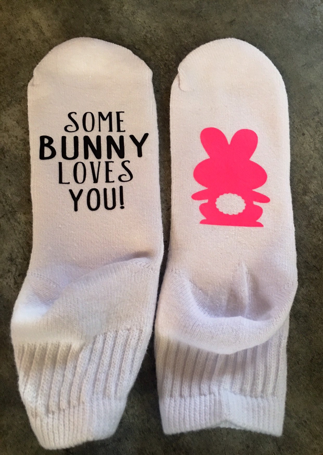 Einige Häschen Liebt Dich Socken Ostersocken von IdealTees