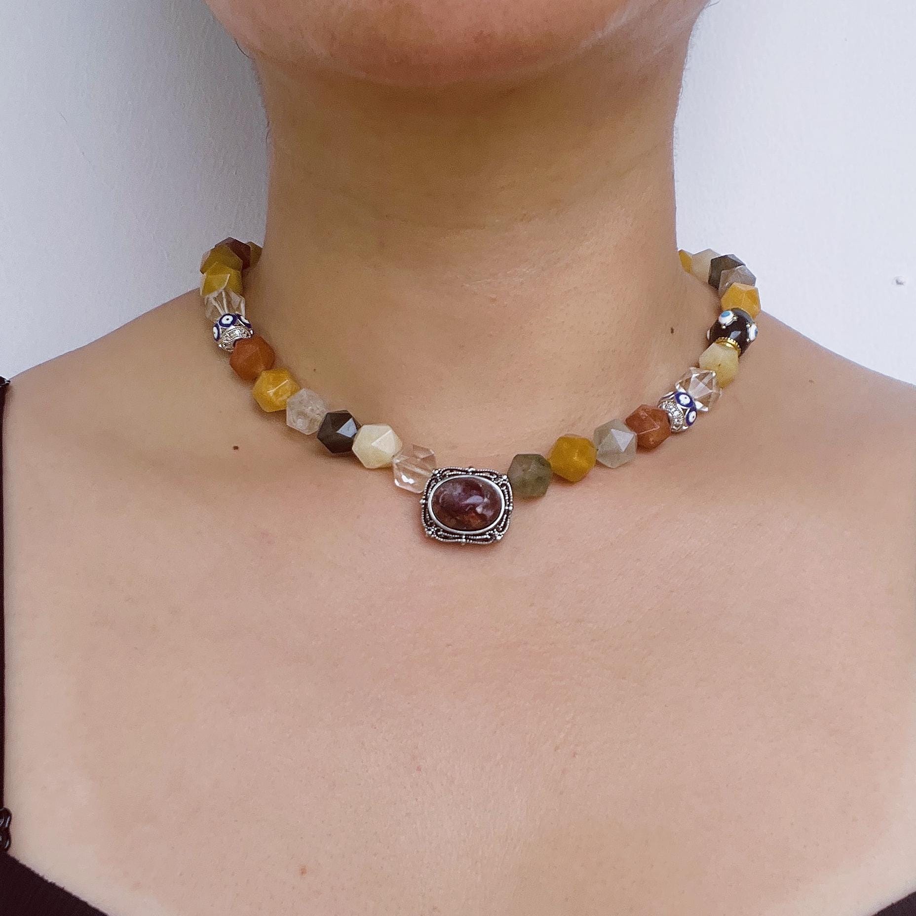 Bunte Achatperlen & Kristall Halskette Handgemachter Spiritueller Heilungsschmuck Natürliche Edelsteinkette Geburtstags - Geschenkartikel Bunte Achatperlen & Kristall Halskette Handgemachter Spiritueller Heilungsschmuck Natürliche Edelsteinkette Geburtstags - Geschenkartikel von IdgemsDE