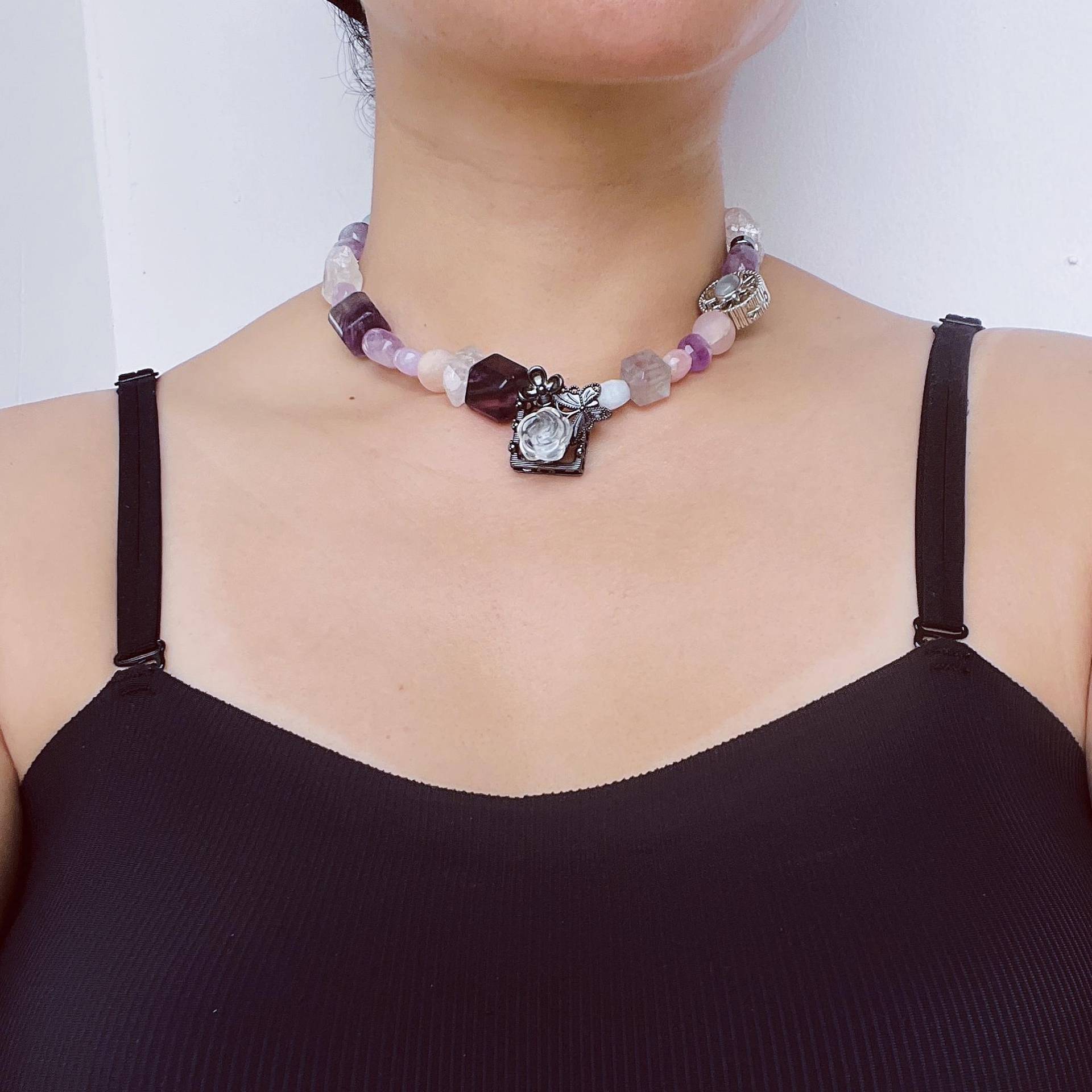 Unregelmäßige Bunte Große Perlen | Natürliche Energie Amethyst Halskette Handgefertigter Kristallschmuck Geschenk Für Besondere Anlässe Unregelmäßige Bunte Große Perlen | Natürliche Energie Amethyst Halskette Handgefertigter Kristallschmuck Geschenk Für Besondere Anlässe von IdgemsDE
