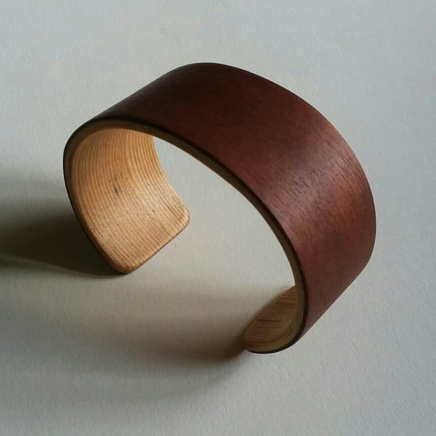 Laminierte Holz Manschette Armbänder Laminierte Holz Manschette Armbänder von IdleHandsJewelryCA